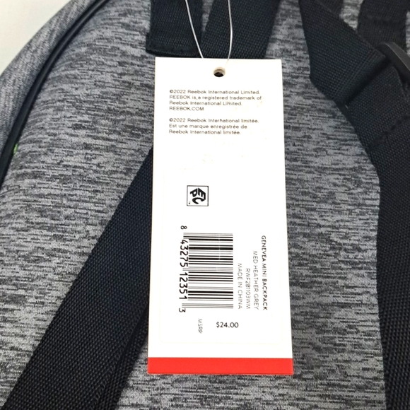 Time and Tru Women's Red Puffer Quilted Envelop Style Handbag, purse - Picture 11 of 11